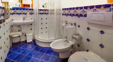 Bathroom with shower cubicle