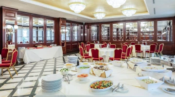 Sala dei banchetti con buffet
