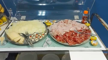 Cheeses and cold cuts