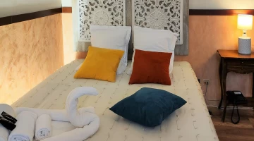 Towels available in the room