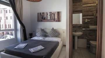 Chambre double avec salle de bain privée