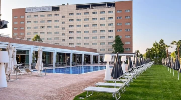 Facciata esterna dell'hotel