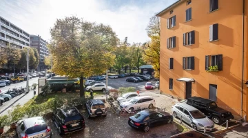 Hotel parking