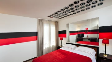 Classic Olivetti double bedroom