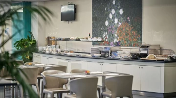 Petit-déjeuner buffet