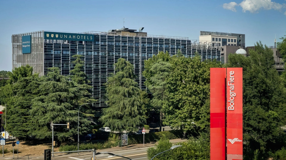Façade extérieure unahotels foire de Bologne