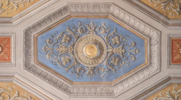 Royal Suite ceiling detail