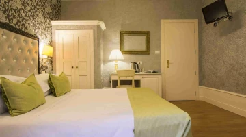Family Room with double bed