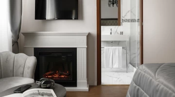 Deluxe Room with Fireplace