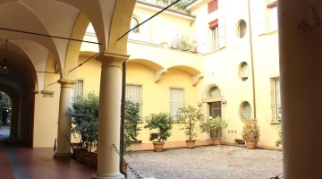 Internal courtyard of the structure