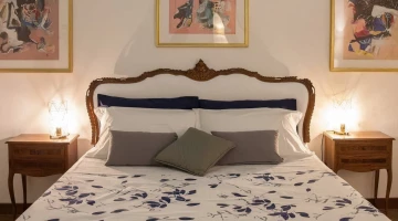 Blue room with double bed