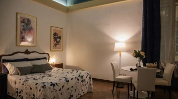 Blue Room with sitting area