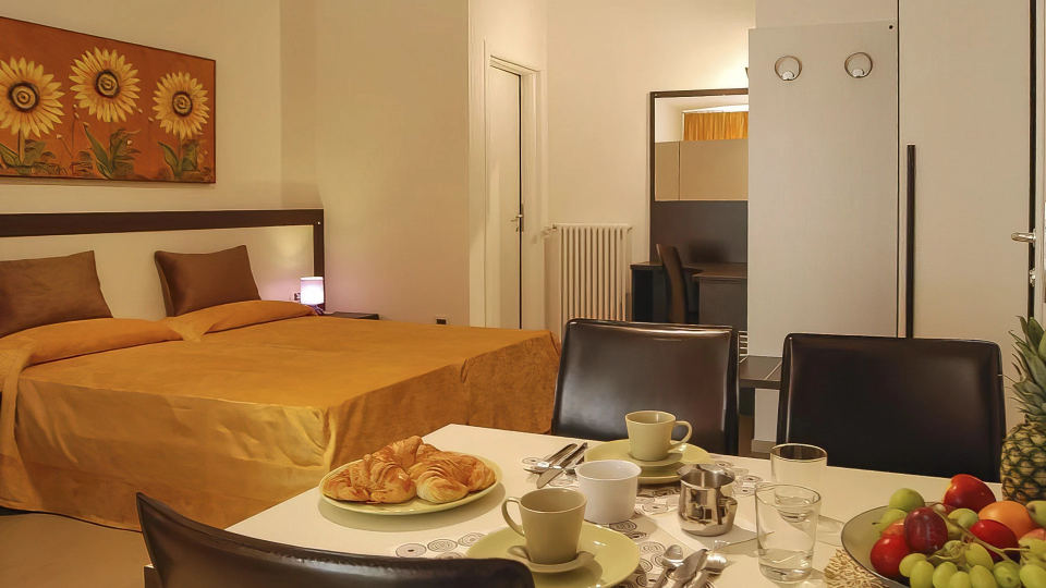 Room with breakfast table