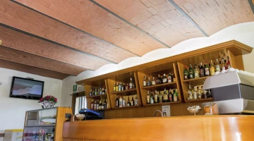 Bar counter