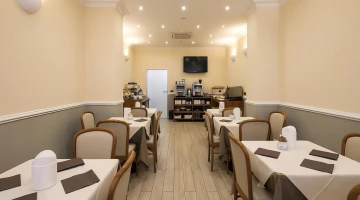 Breakfast room