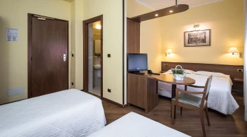 Quadruple room