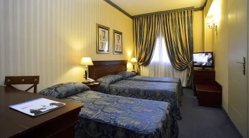 Triple room