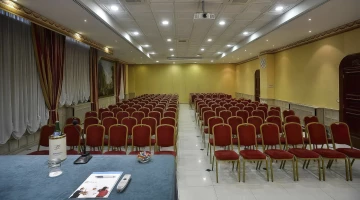 London Hall with capacity 160 pax