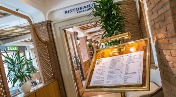 Eingang zum Restaurant Bella Italia