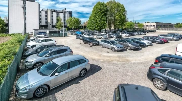 Externer Parkplatz