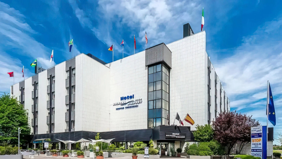 Gebäude des Hotel Bologna Airport