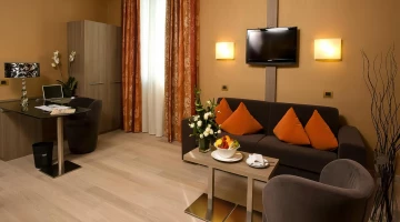 Junior Suite mit Schreibtisch und Schlafsofa