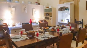 Breakfast table