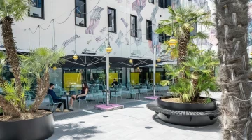 Area lounge all'aperto