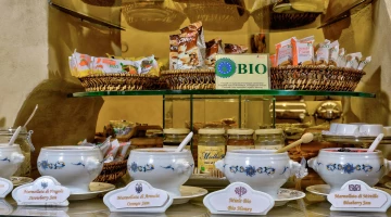 Organic products for breakfast