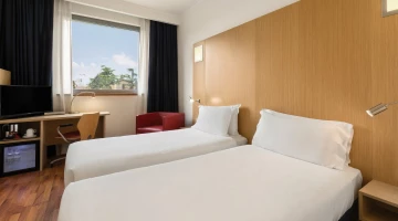 Double room with separate beds