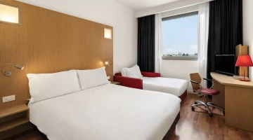 Triple room