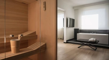 Spa suite with sauna