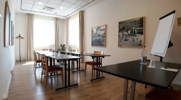 Sala Bacco Meeting Room