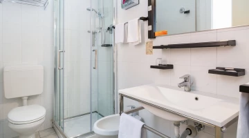 Bathroom with shower box
