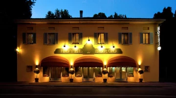 Hotel Del Borgo building