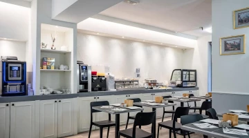 Salle de petit-déjeuner