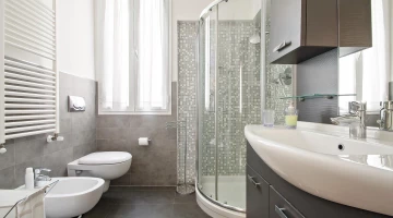 Private facilities with shower