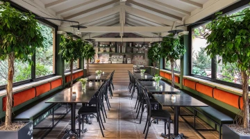 Orangerie breakfast room