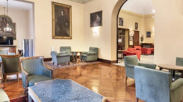Common room with tables