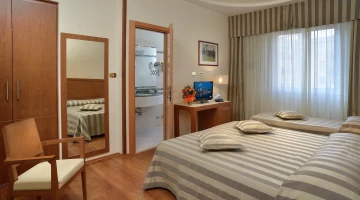 Superior Triple Room