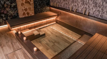 Wellness center with hot tub