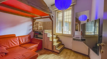 Budget loft room