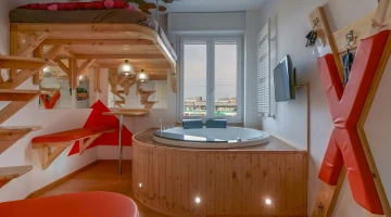 Suite with Jacuzzi