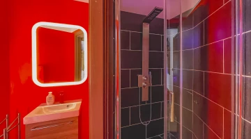 Bathroom with shower box