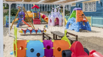Kinderbetreuung und Miniclub am Strand