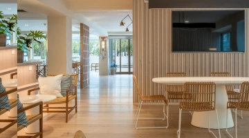 Luftiger und angenehmer Raum vom ersten Eingang an