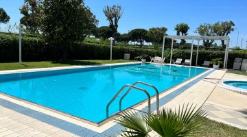Pool in the garden