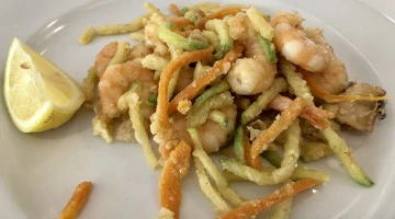 Mixed fried fish