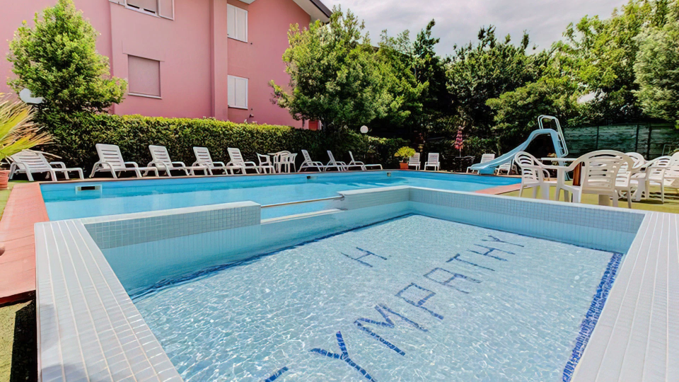 Le piscine dell'hotel sympathy