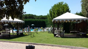 Outdoor garden swimming pool